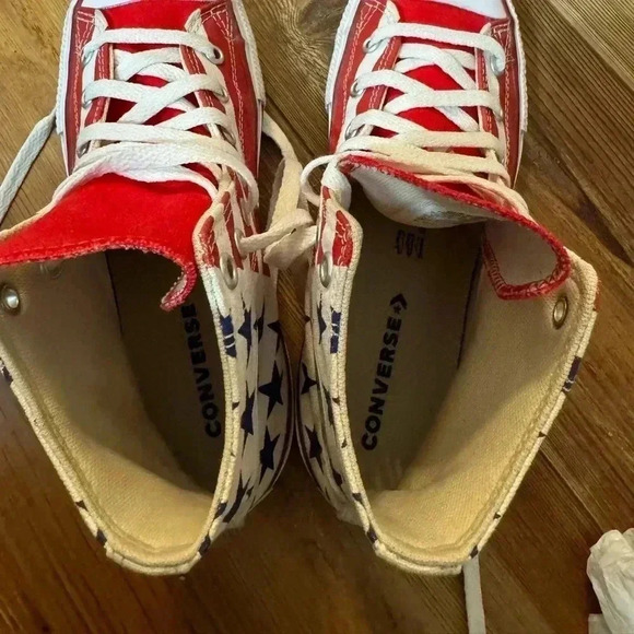 Converse Youth Kid’s Unisex American Flag High Top Sneakers - Size 4 like new - Picture 9 of 16
